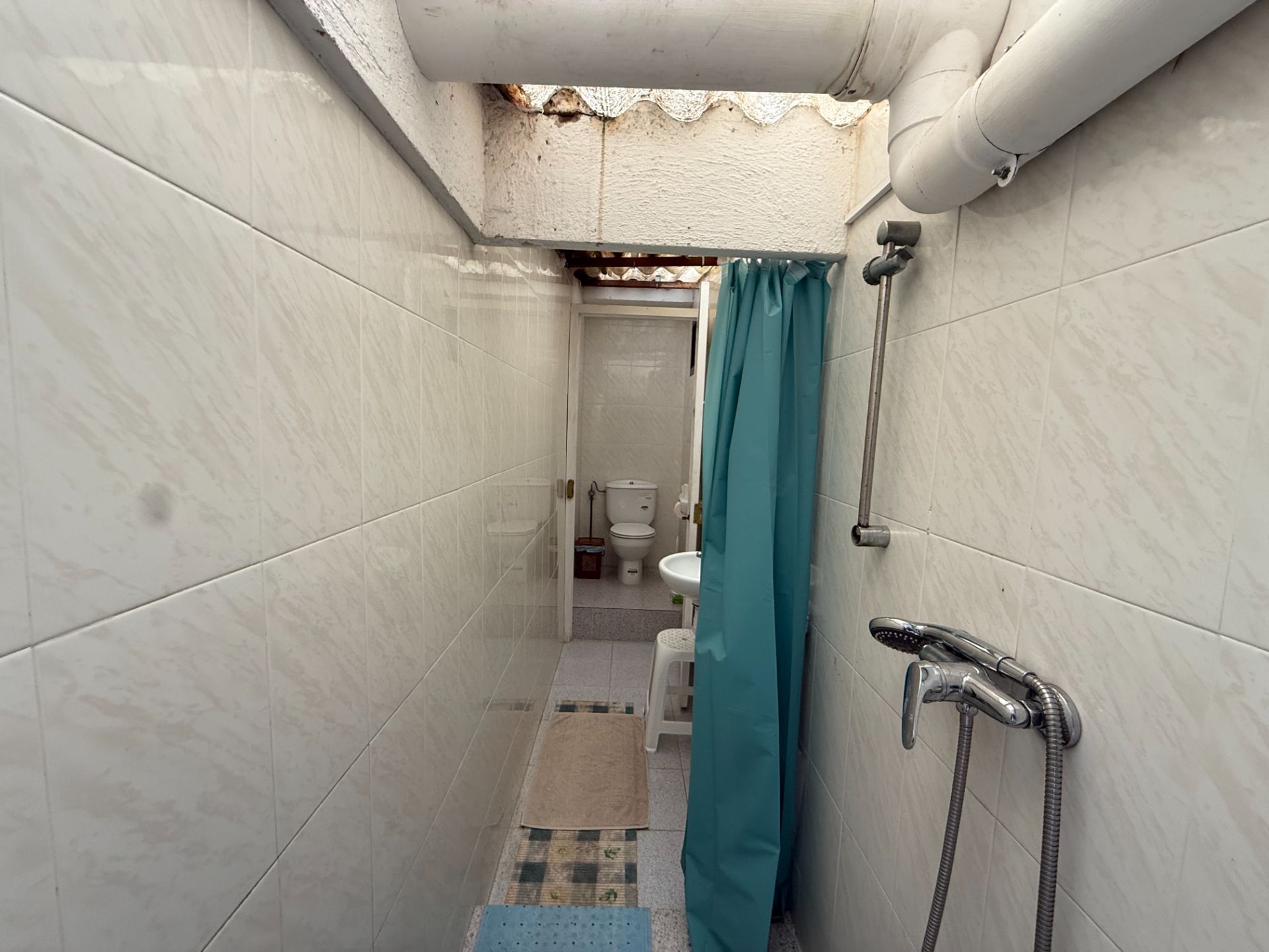 **Bonita casa unifamiliar en Venta en una Ubicación Tranquila** - Image 13