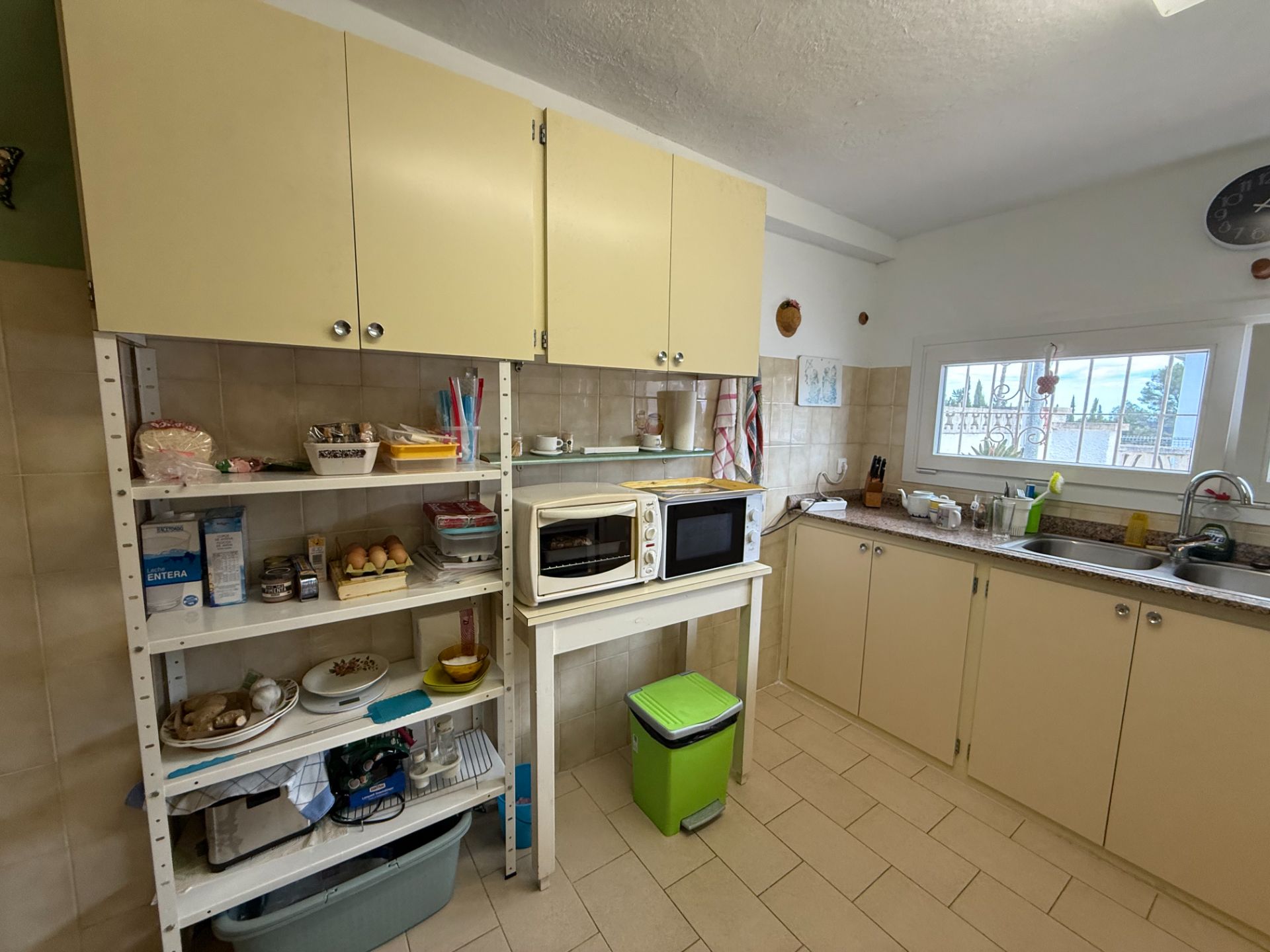 **Bonita casa unifamiliar en Venta en una Ubicación Tranquila** - Image 28