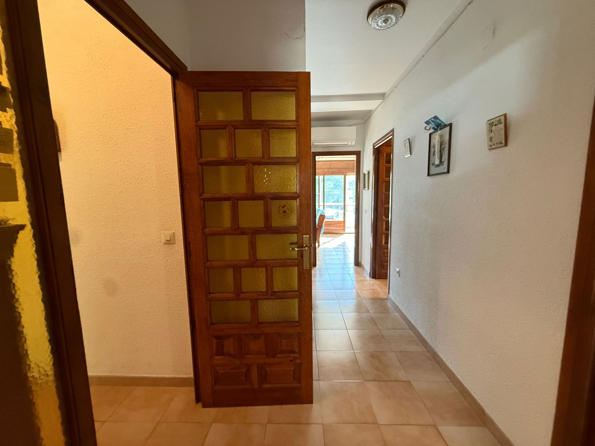 **Piso en Primera Línea de Playa - ¡Tu Refugio Ideal! ** - Image 11