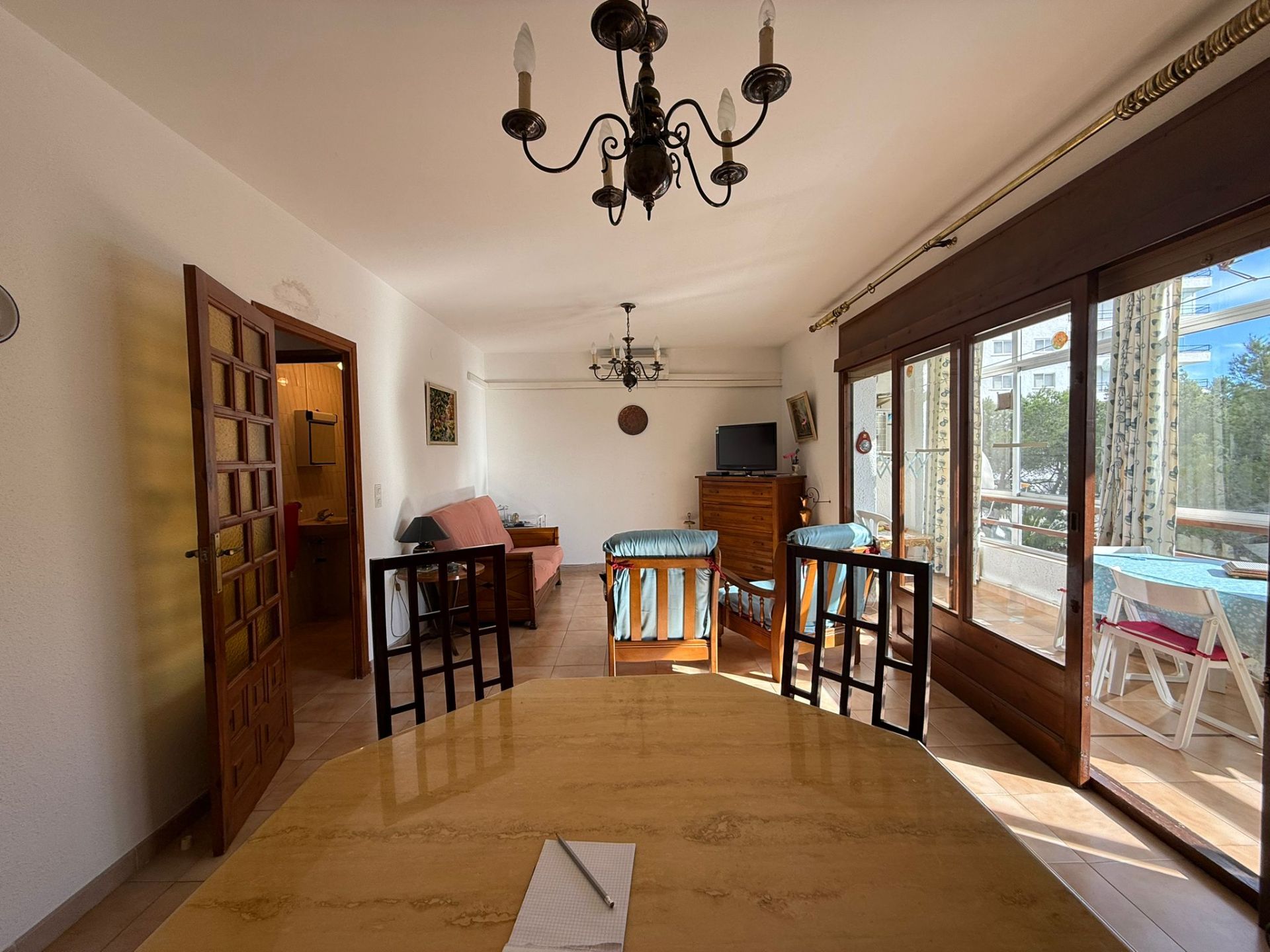 **Piso en Primera Línea de Playa - ¡Tu Refugio Ideal! ** - Image 24