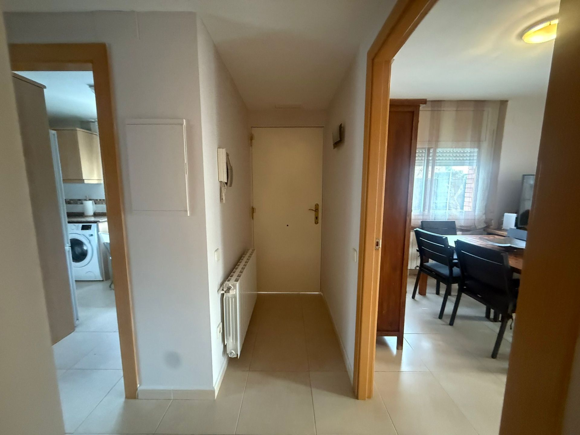 ¡Descubre tu nuevo hogar en Pino - Alto! Este chalet seminuevo, situado a solo 200 metros de la hermosa Playa Cristal, es el refugio perfecto para disfrutar del sol y la tranquilidad.  - Image 9