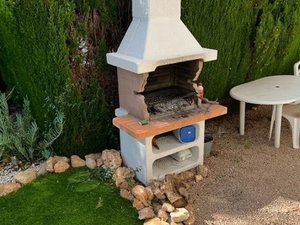 **Chalet Independiente en el Corazón de la Ciudad, con licencia turistica** - Image 8