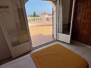 **Chalet Independiente en el Corazón de la Ciudad, con licencia turistica** - Image 26