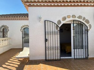 **Chalet Independiente en el Corazón de la Ciudad, con licencia turistica** - Image 28