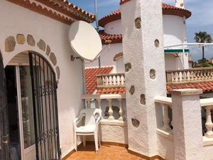 **Chalet Independiente en el Corazón de la Ciudad, con licencia turistica** - Image 29