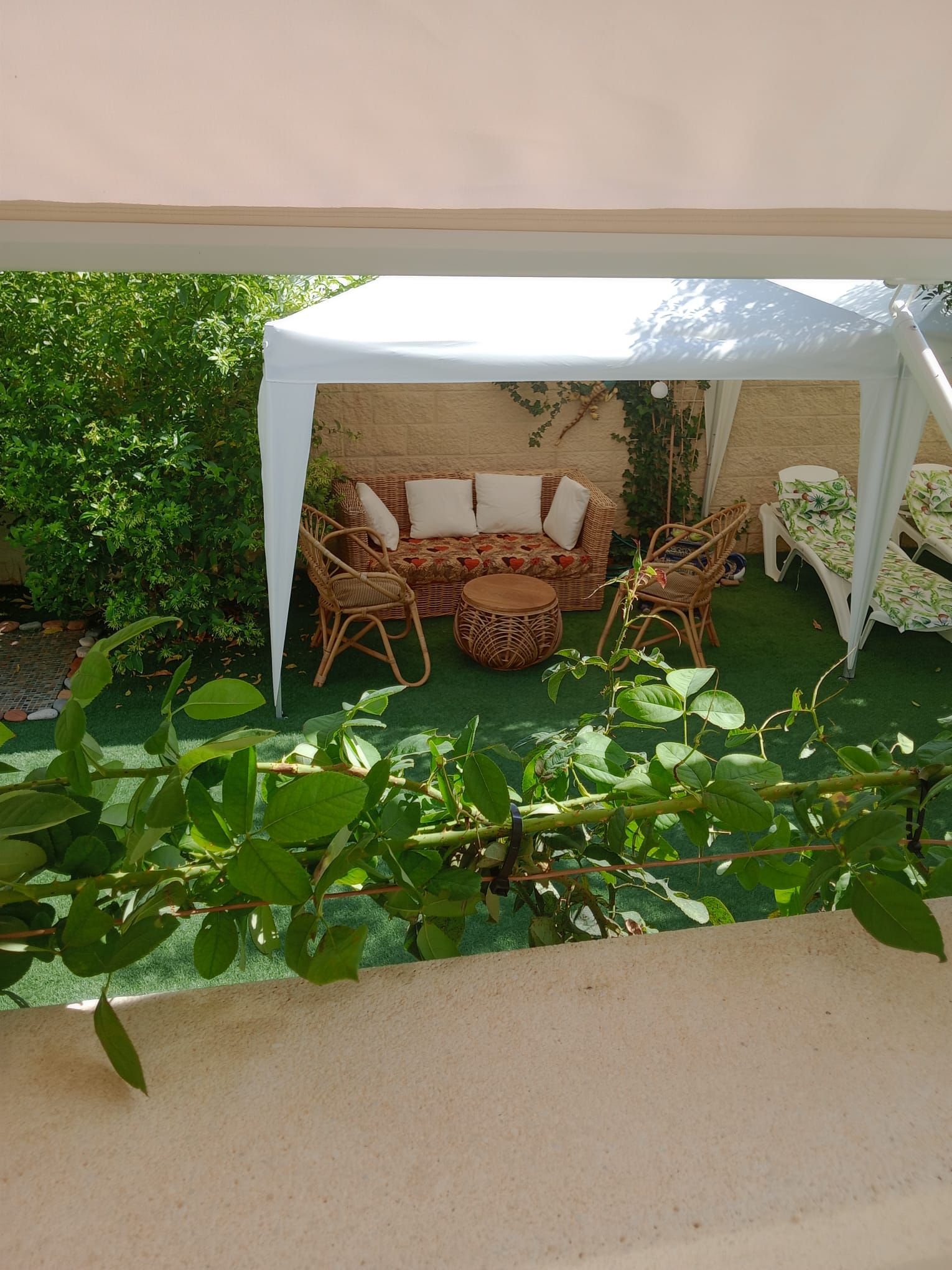 ¡Descubre tu nuevo hogar en este espectacular piso en planta baja, completamente reformado y ubicado a solo 100 metros de la playa en Cambrils - Image 25