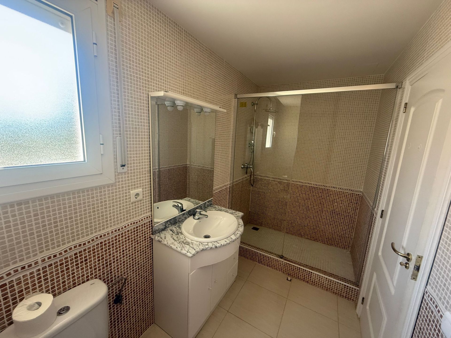 **Casa Independiente con piscina privada en el Corazón de la Costa** - Image 27