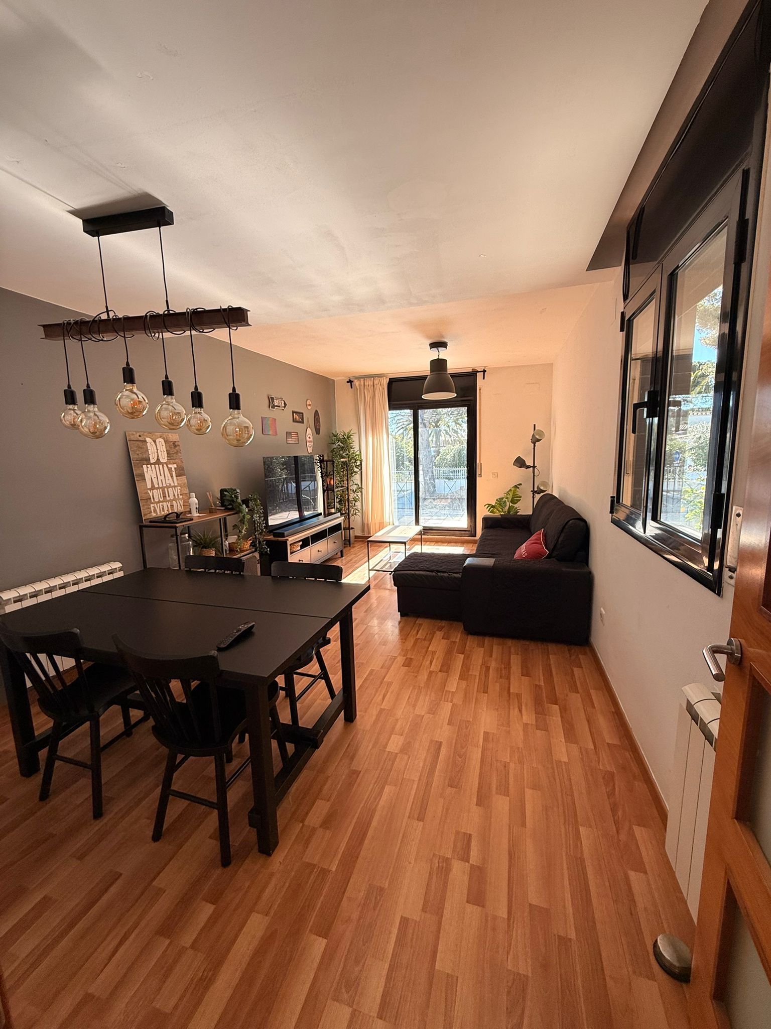 ¡Increible adosado en pleno centro de Miami Playa! - Image 4