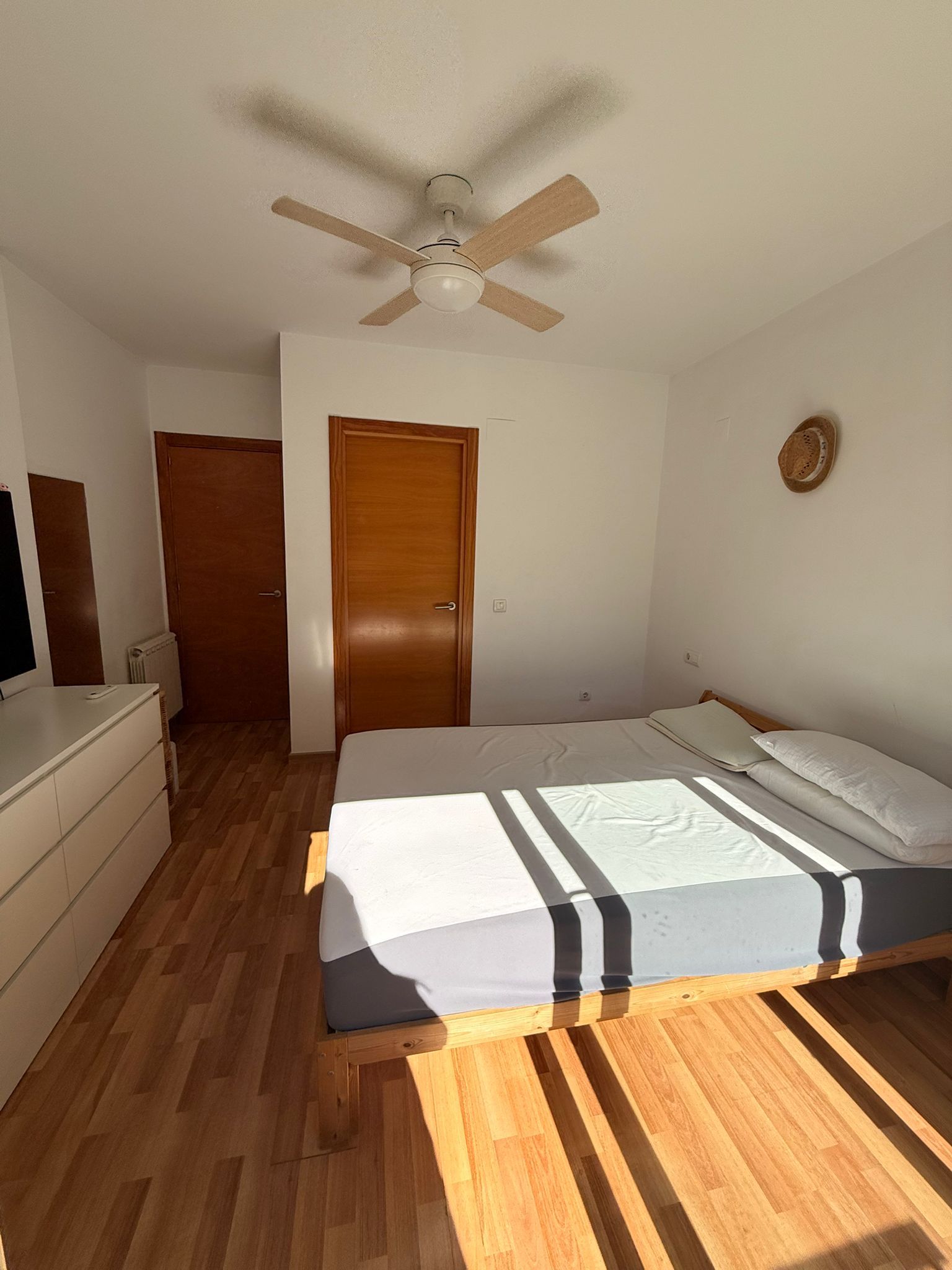 ¡Increible adosado en pleno centro de Miami Playa! - Image 16