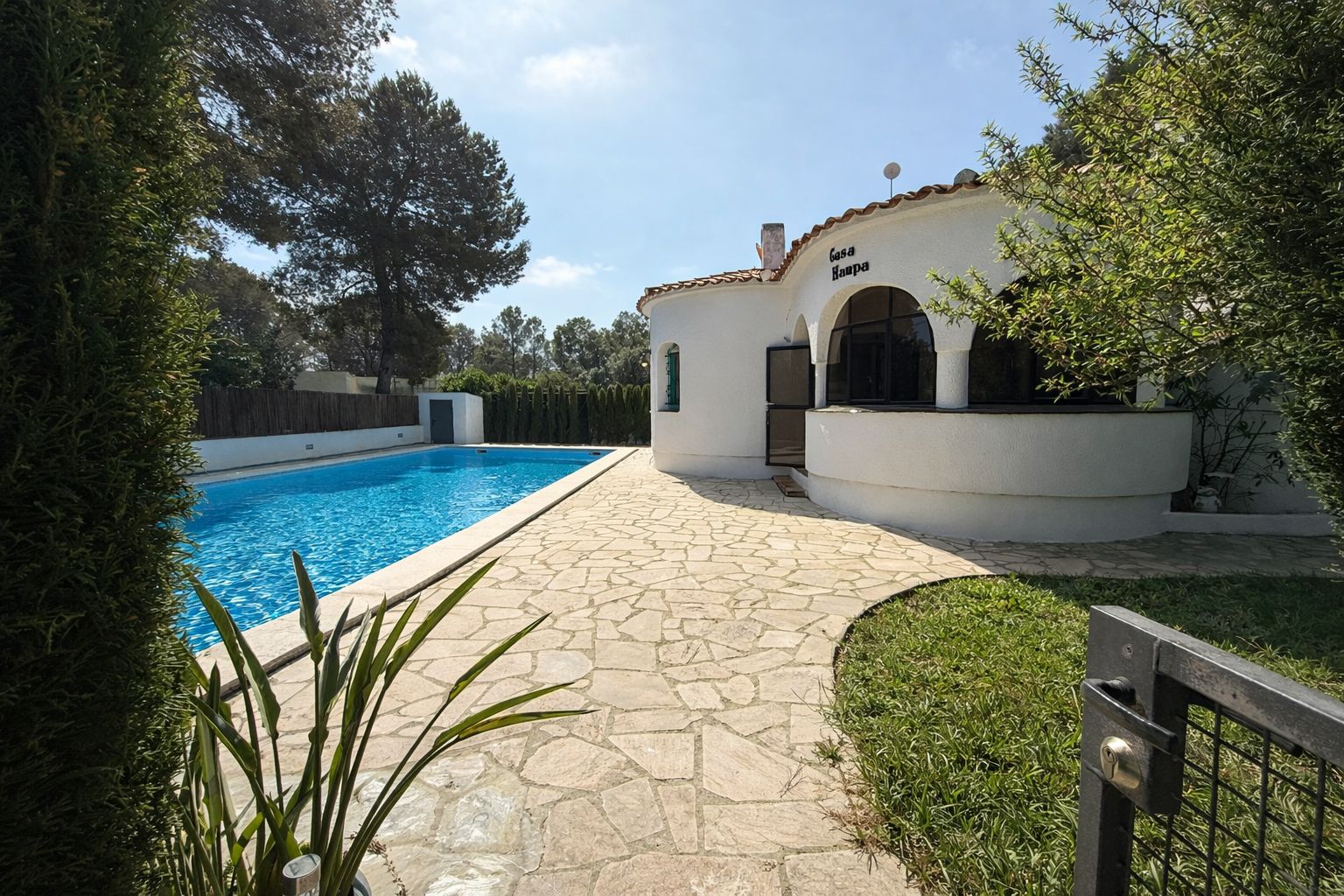 Precioso chalte individual con piscina privada y al lado del mar - Image 4