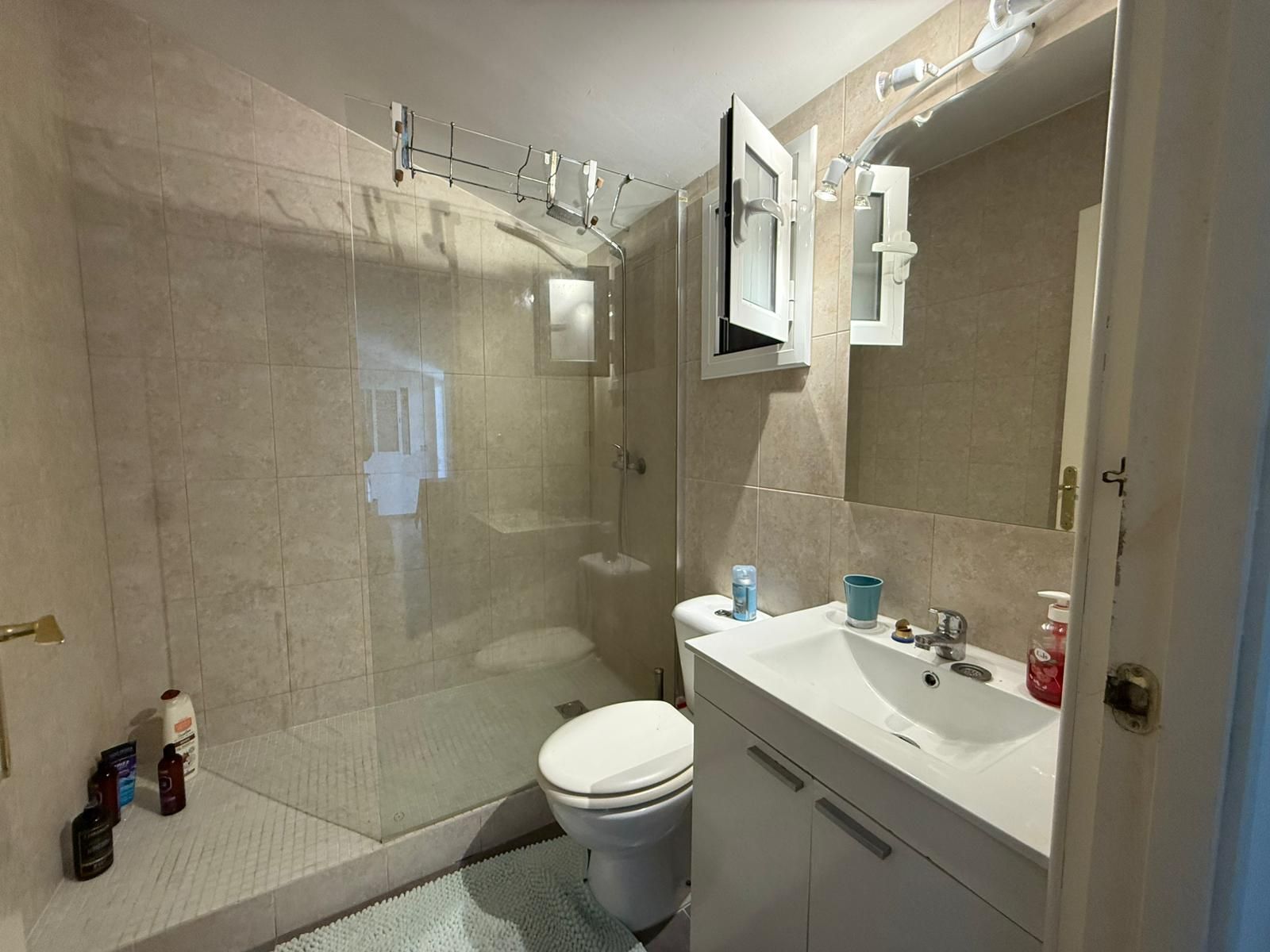 Precioso chalte individual con piscina privada y al lado del mar - Image 24