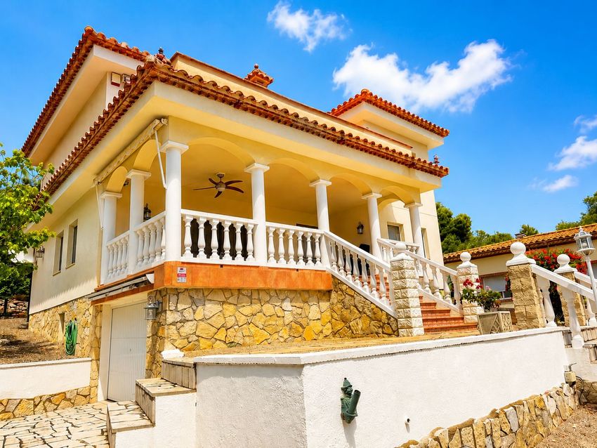 ++ Chalet independiente en Santa Marina, Pratdip ++ - Image 1