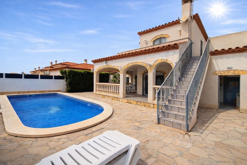 ++ Casa o Шале independiente на продажу en Центр ++ - Image 3
